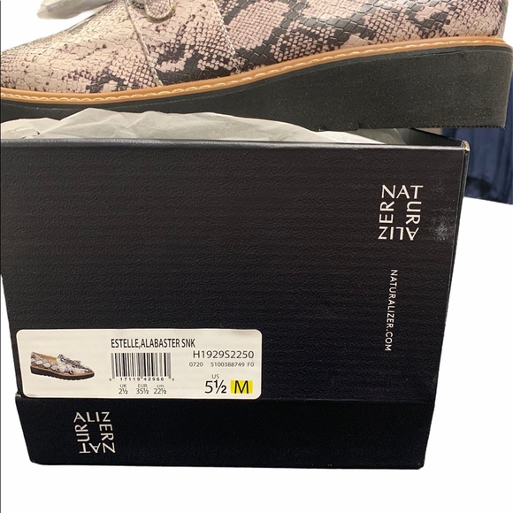 Naturalizer Estelle Slip-ons - Picture 4 of 5